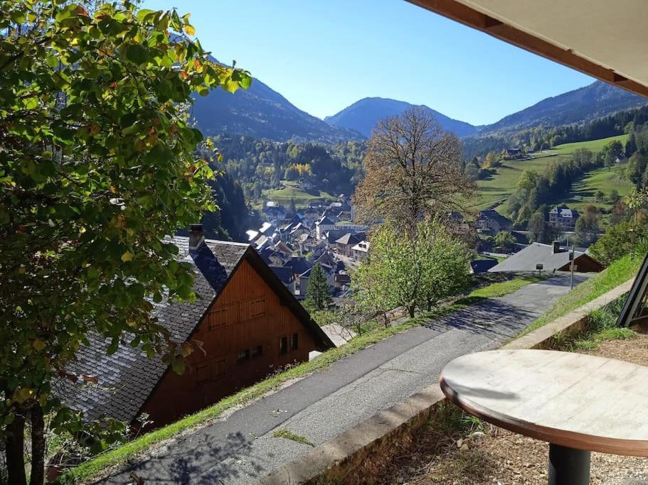 Le Charmant Somme - Vue Et Terrasse Privative Saint-Pierre-d'Entremont  Kültér fotó